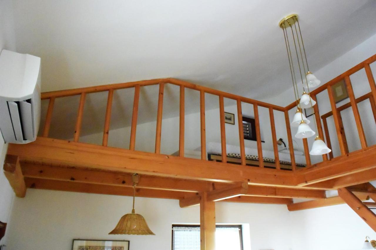 70 Sq M Apartment At Saint Martin'S Harbour Mali Losinj Bilik gambar